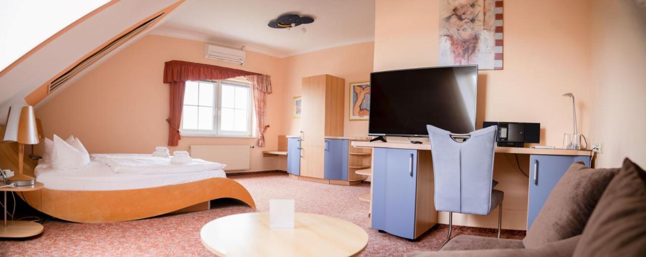 Hotel Am Uckersee Роперсдорф Экстерьер фото
